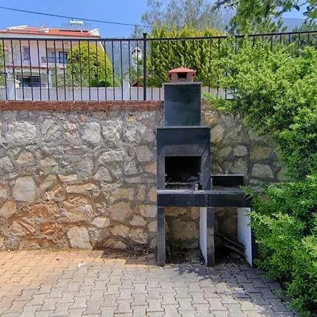 Oludeniz Ovacikta 5 Yatak Odali, 12 Kisilik , Mustakil Havuzlu 1 * Fethiye