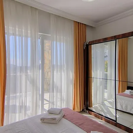Villa Oludeniz Ovacikta 5 Yatak Odali, 12 Kisilik , Mustakil Havuzlu 1 *